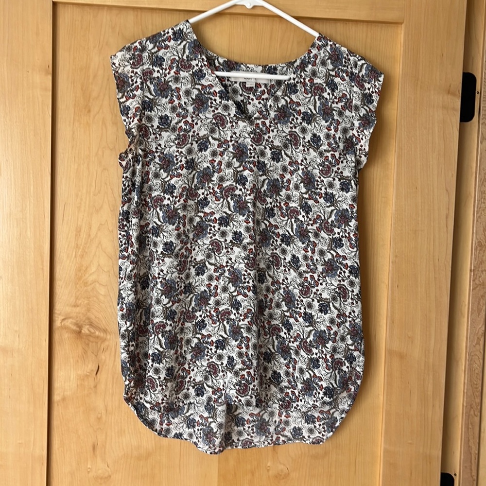 LOFT, sleeveless top, medium